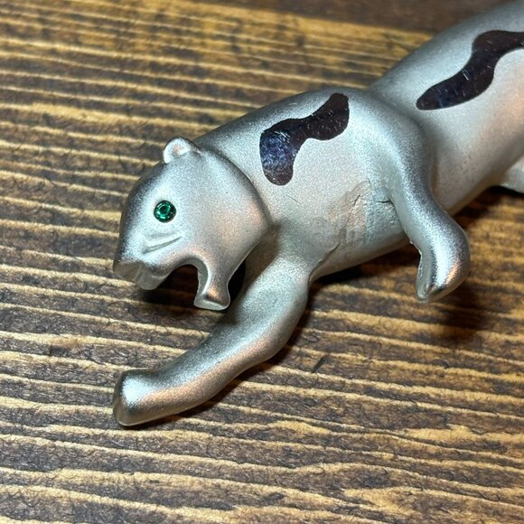 Vintage Pewter Panther Brooch with Green Rhinestone Eyes – 3” L x 1” H - 1980's - Picture 4 of 7
